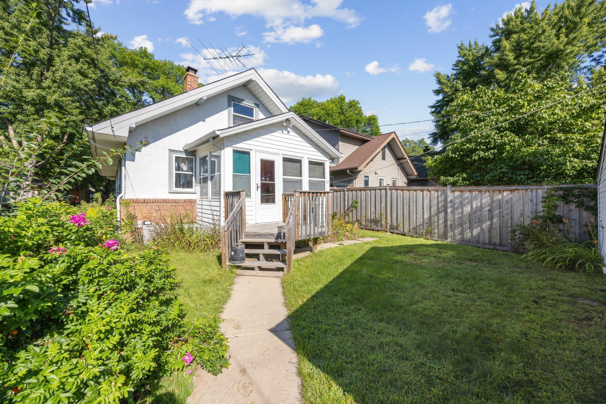 Property Photo:  5009 Upton Avenue S  MN 55410 