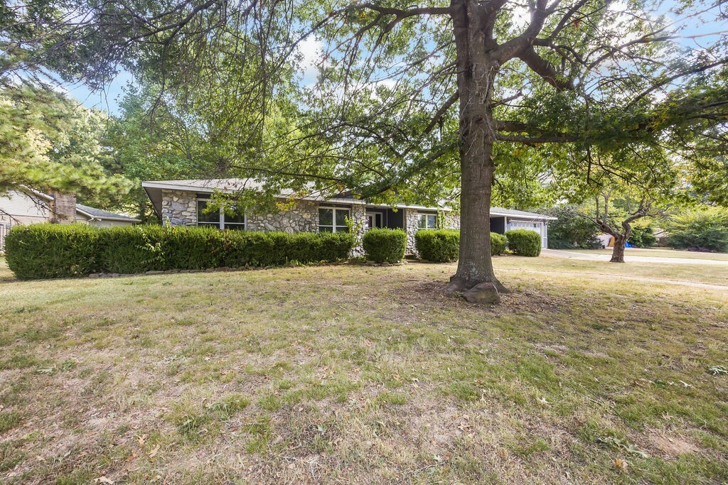 Property Photo:  4103 Seminole Valley Circle  AR 72764 