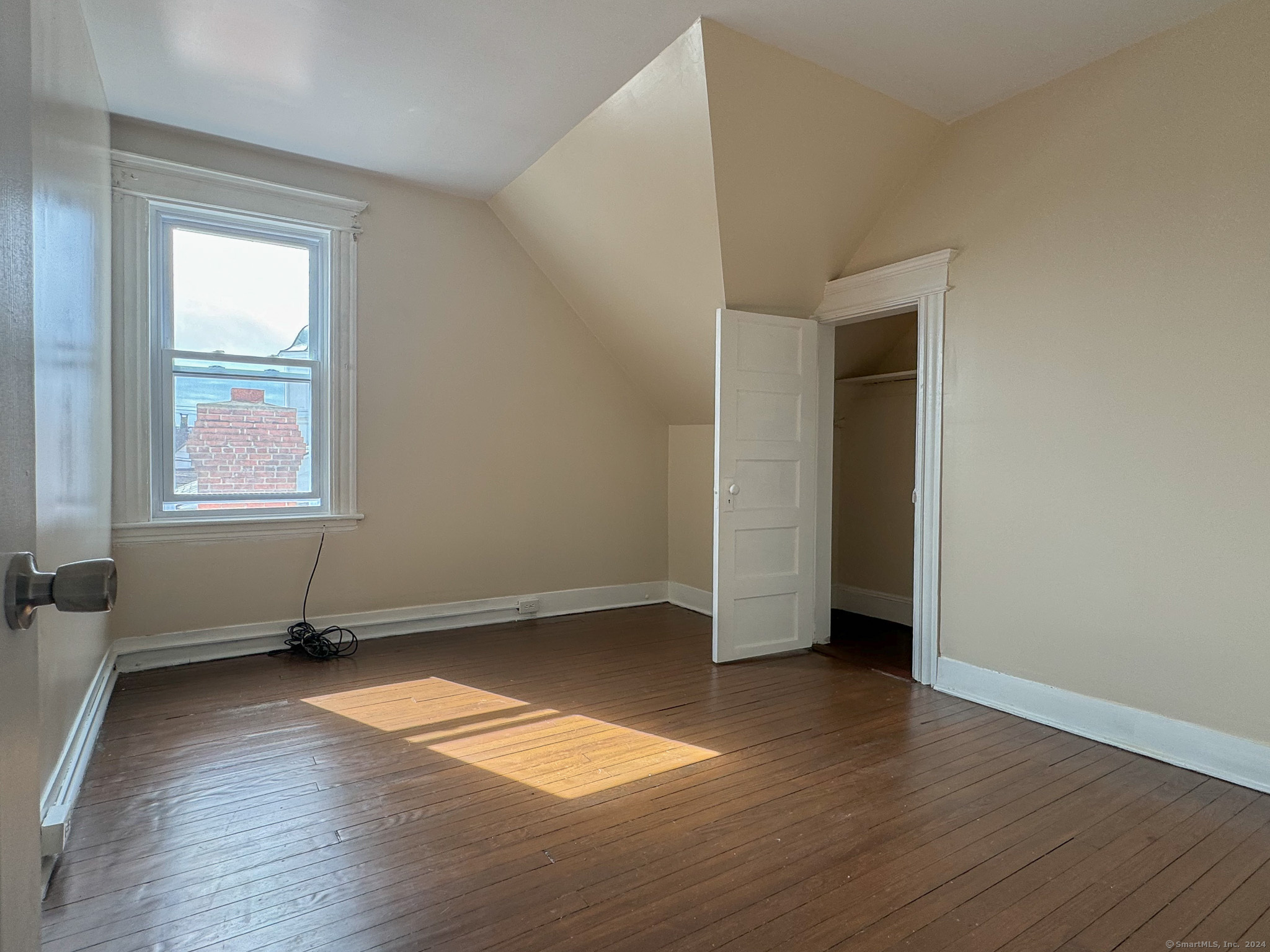 Property Photo:  2528 Main Street 3rd Floor  CT 06606 