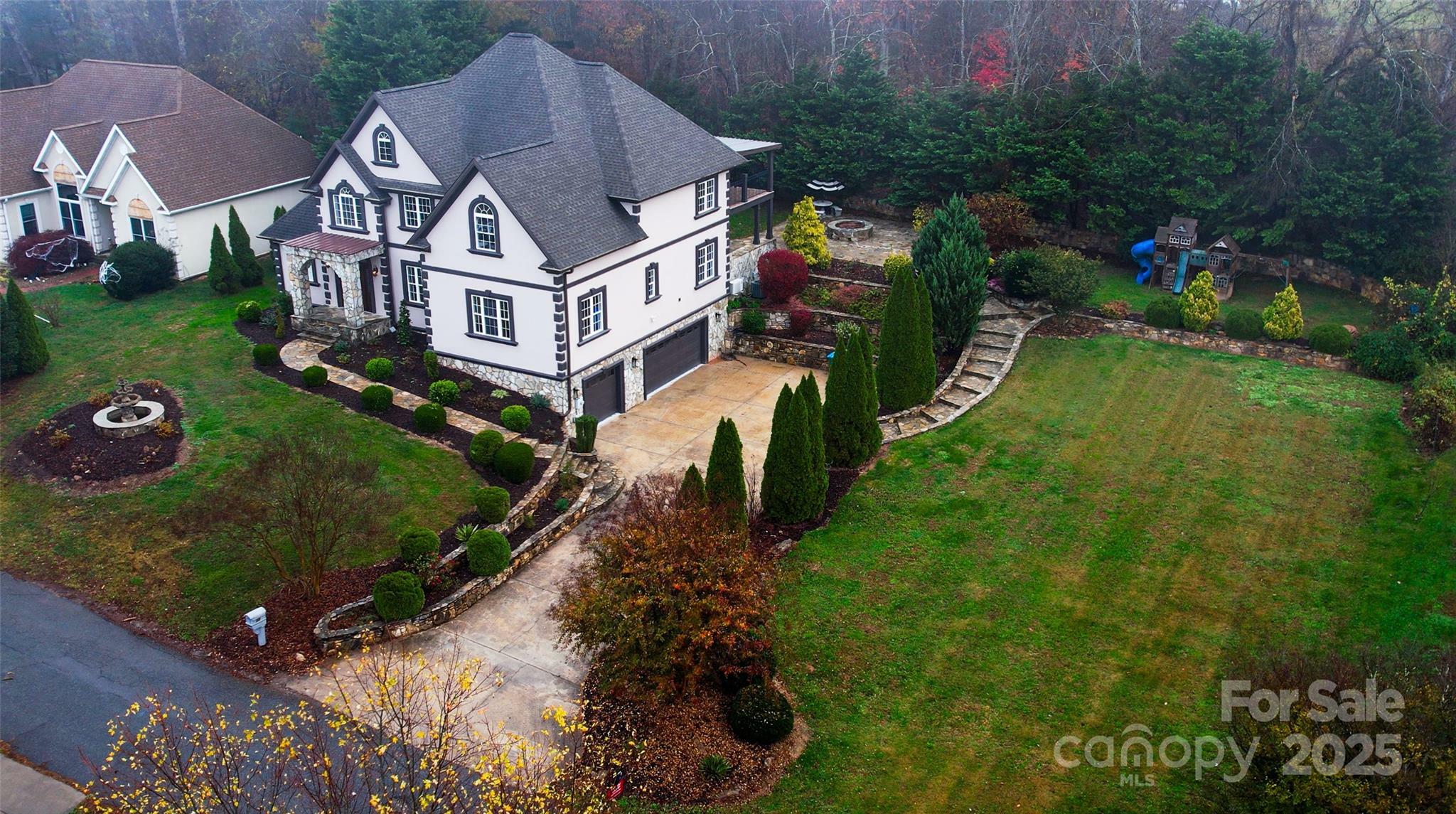Property Photo: 55 N Willow Brook Drive NC 28806