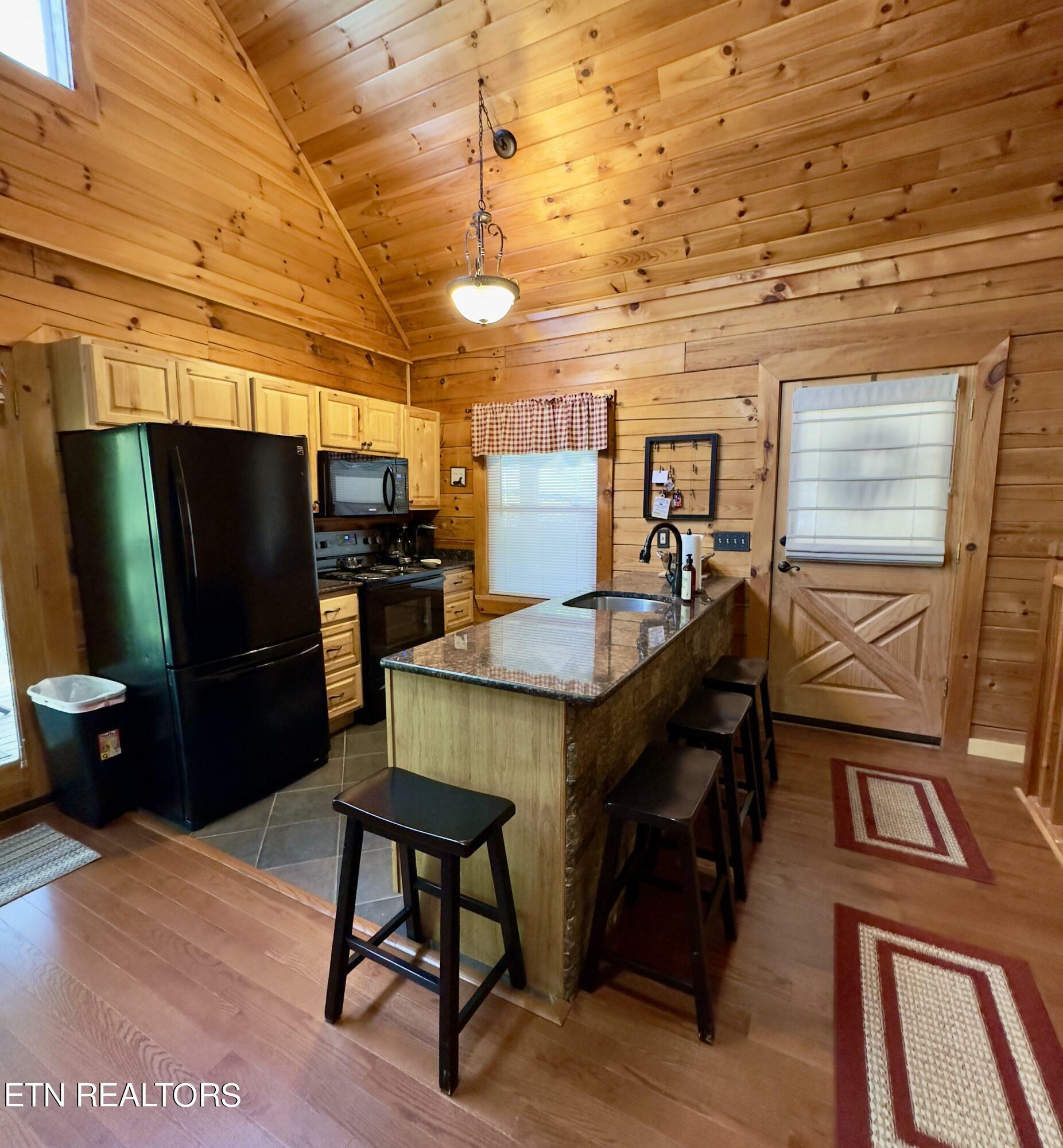 Property Photo:  1051 Willard Way  TN 37876 