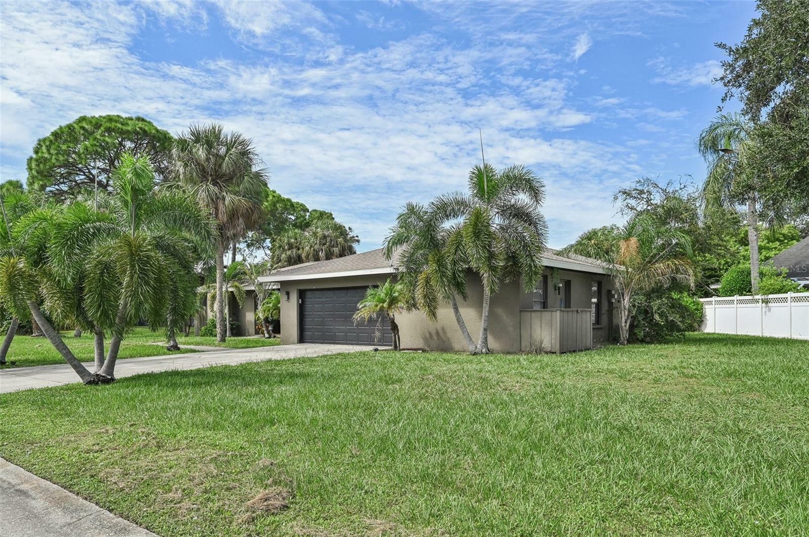 Property Photo:  6106 45th Street W  FL 34210 