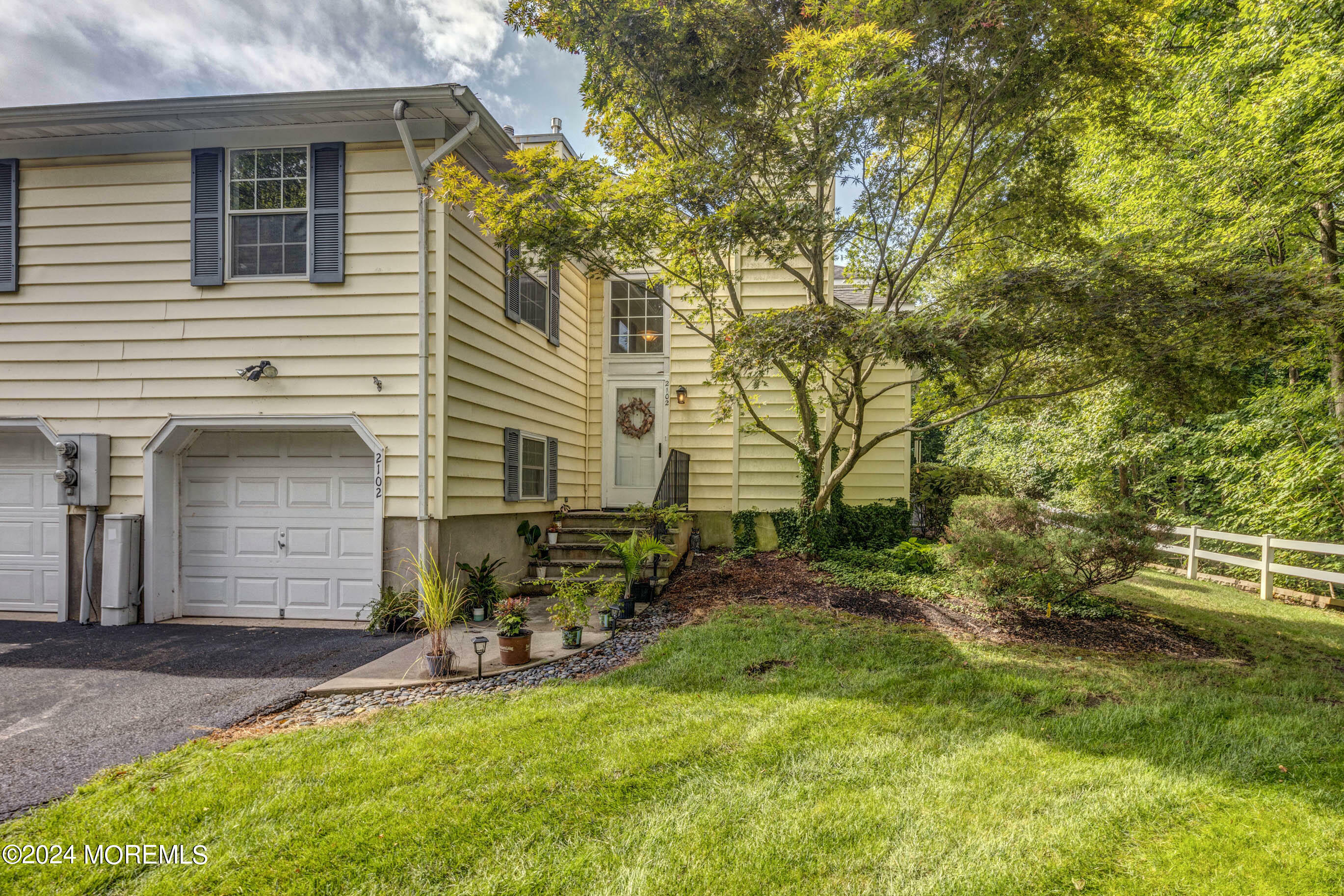 Property Photo:  2102 Buckingham Circle  NJ 07748 