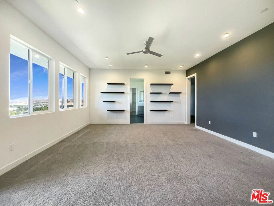 Property Photo:  23825 Terrace View Drive  CA 91321 