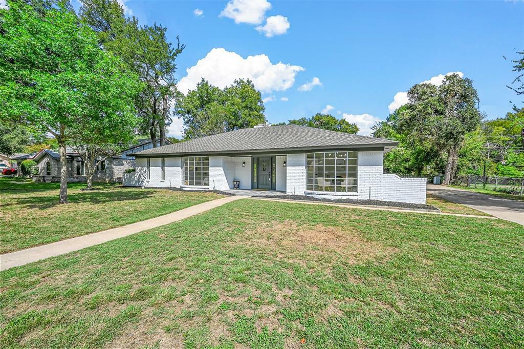 Property Photo:  520 Holder Drive  TX 76053 