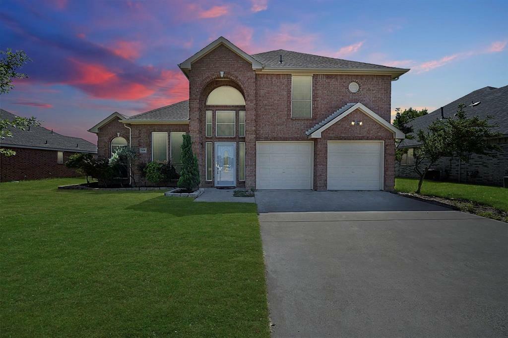 Property Photo:  1106 Pheasant Drive  TX 76065 