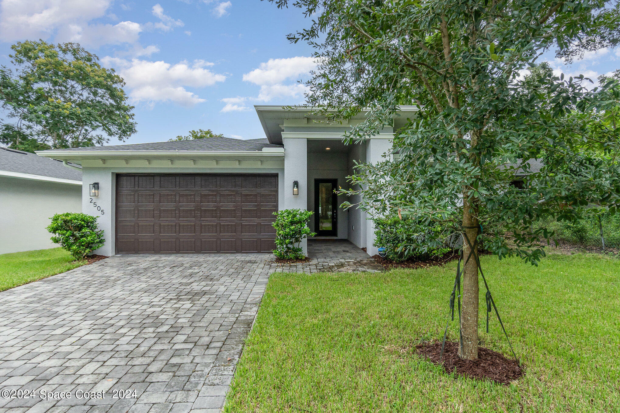Property Photo: 2505 Newberry Street FL 32806