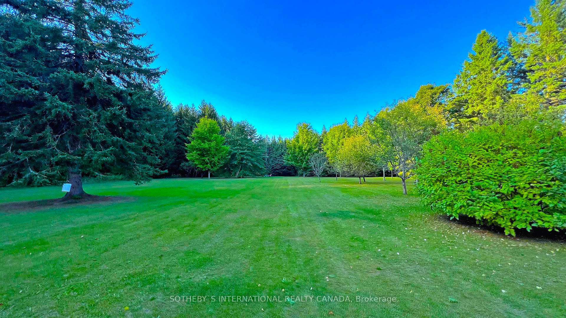 Photo de la propriété: 452 Feasby Rd ON L9P 1R1