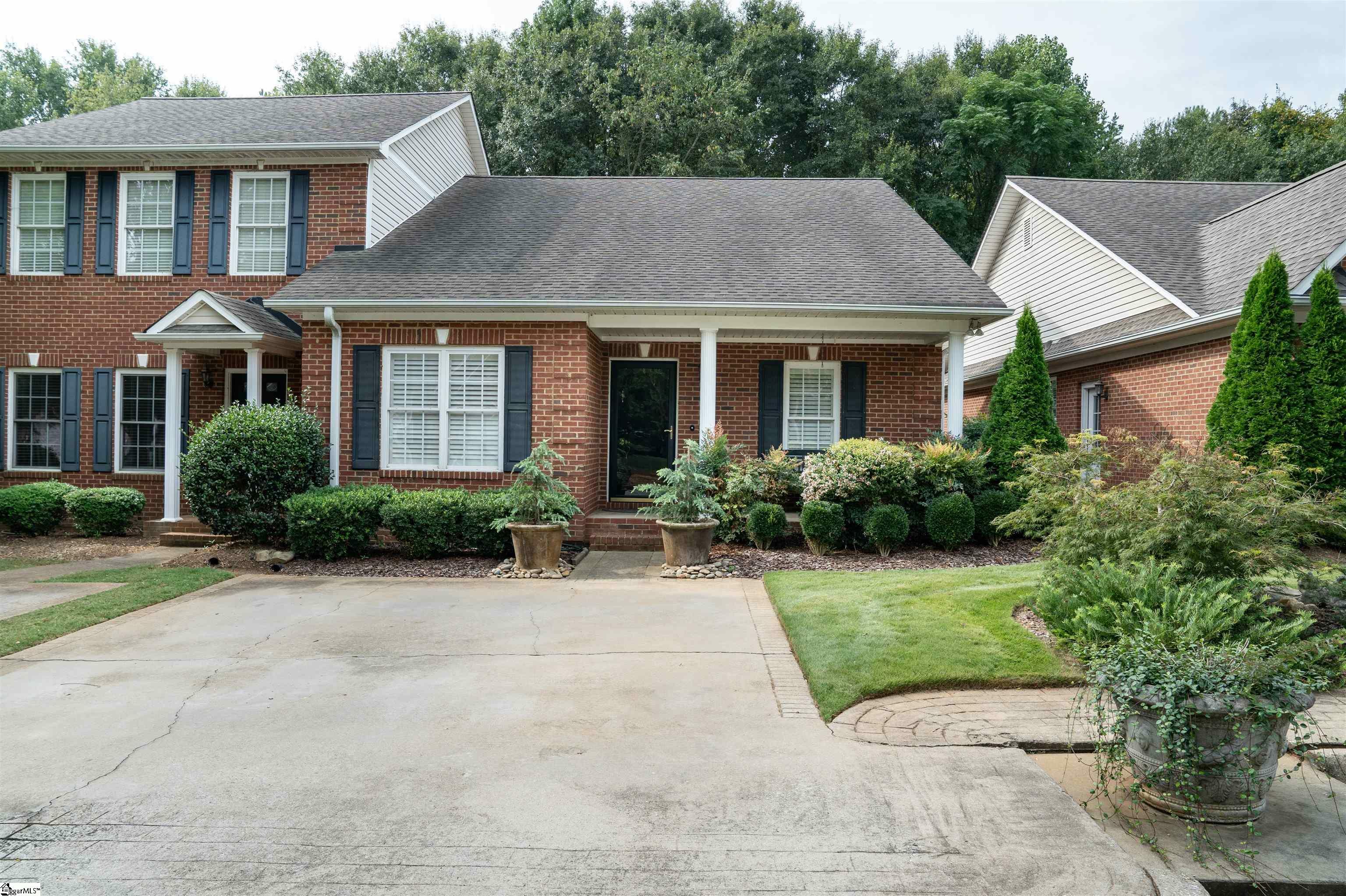 Property Photo:  319 Rexford Drive  SC 29369 