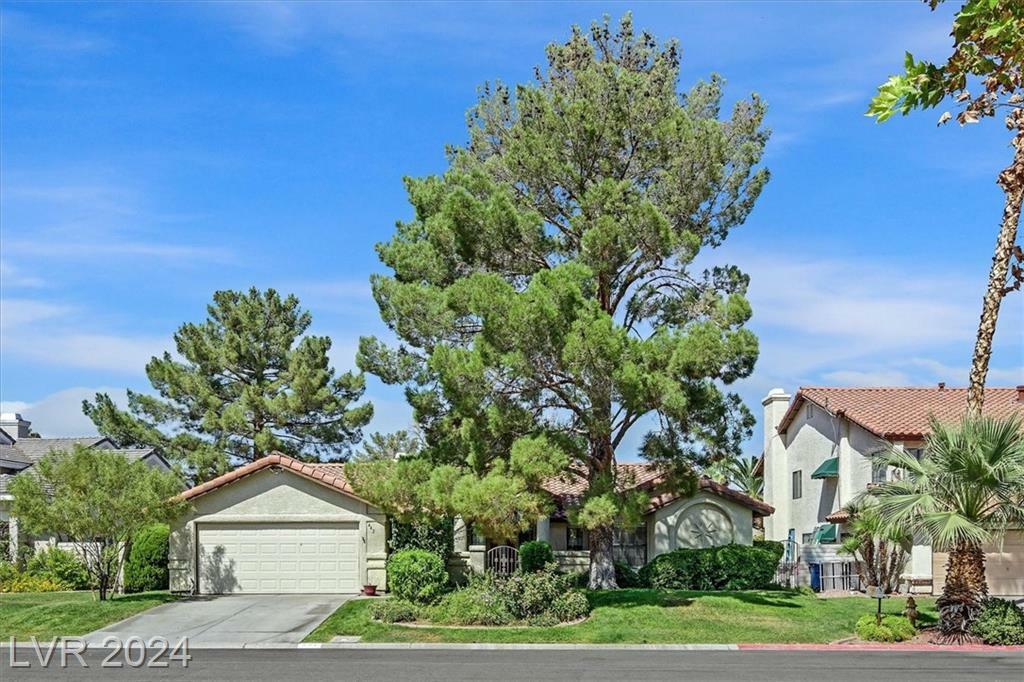 Property Photo:  442 Wedgewood Drive  NV 89014 