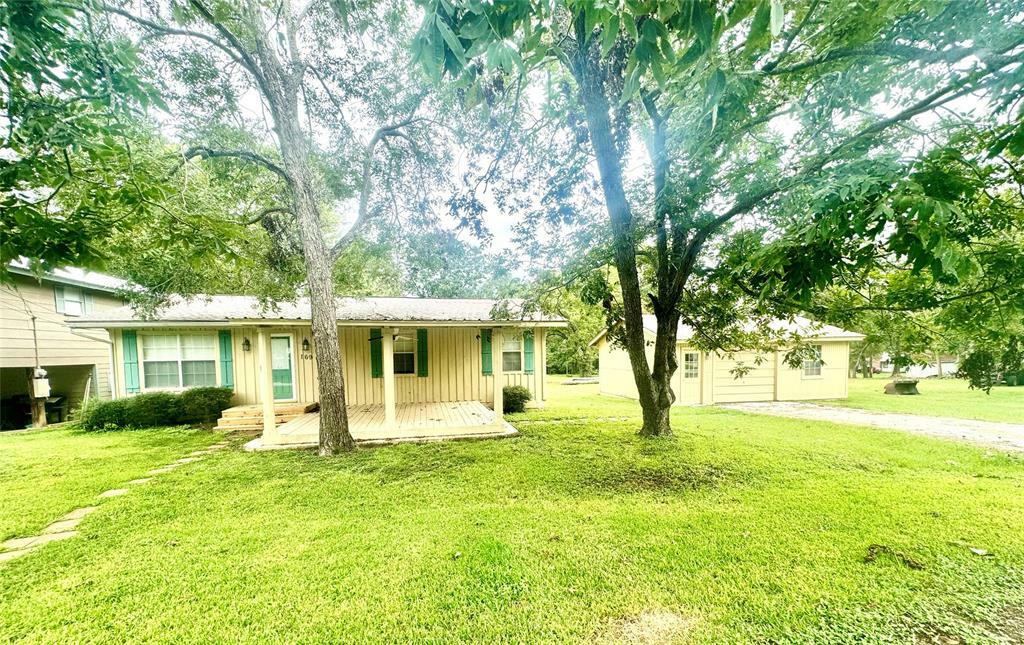 Property Photo:  169 Deep Water Drive  TX 77351 