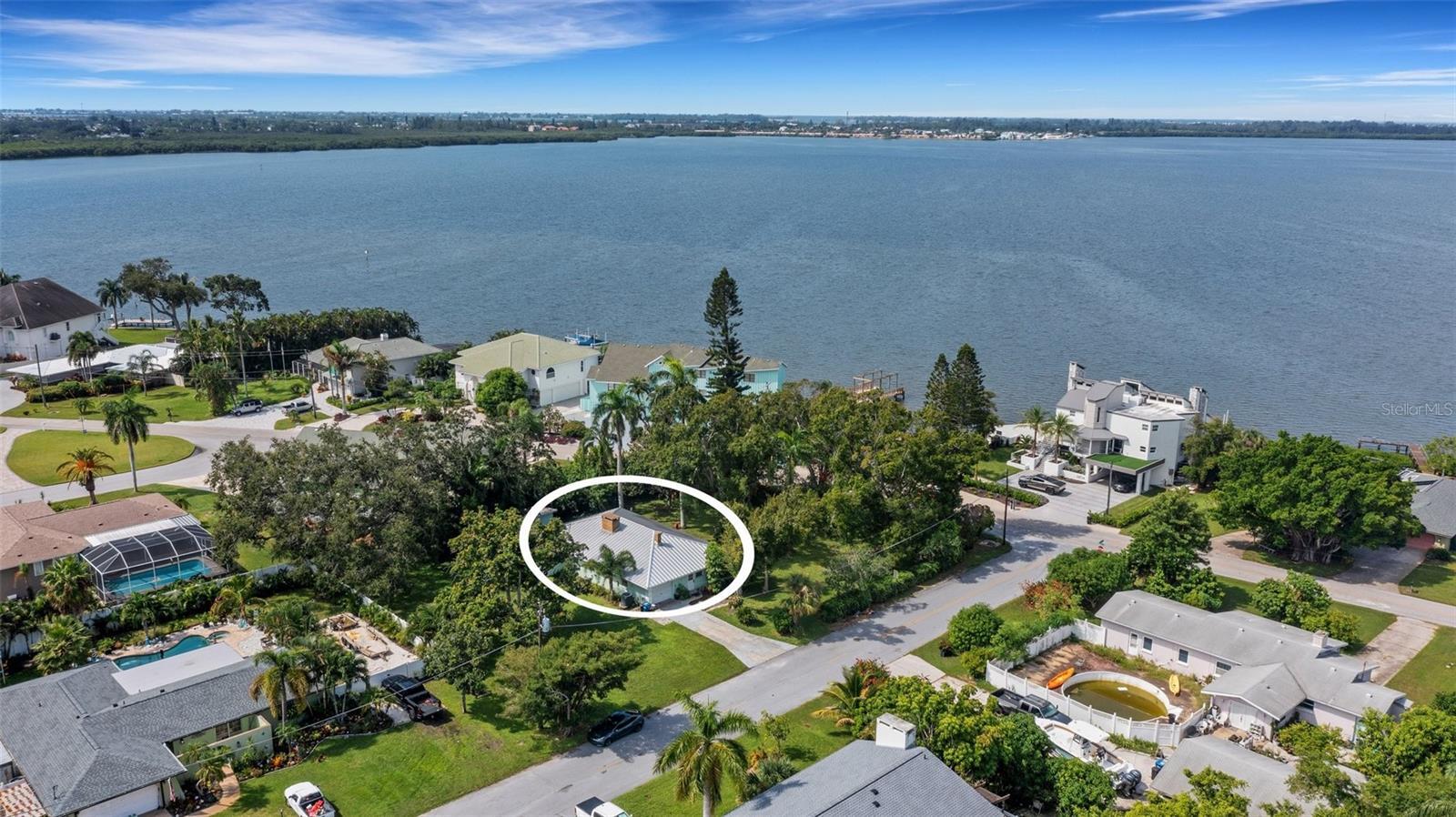 Property Photo: 2403 Palma Sola Boulevard FL 34209