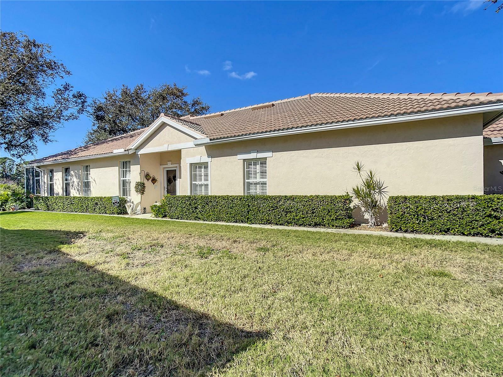 Property Photo:  662 Back Nine Drive  FL 34285 