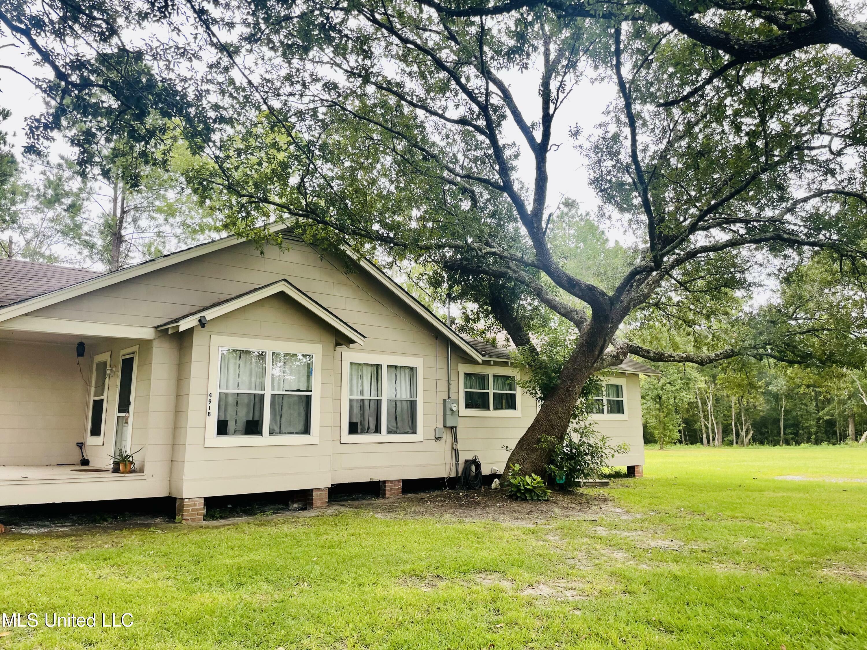 Property Photo:  4918 Martin Street  MS 39563 