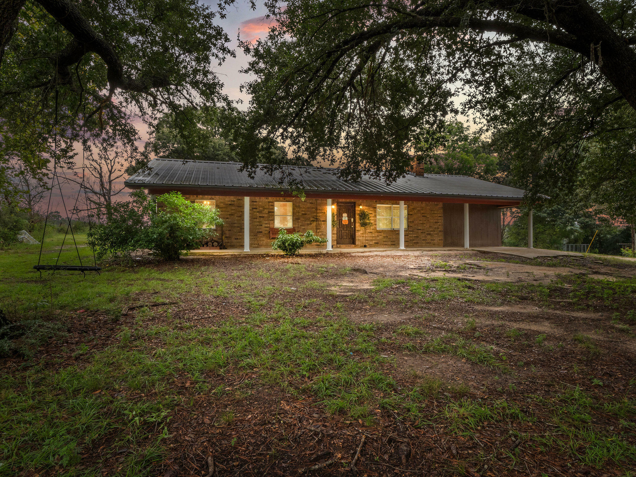 Property Photo:  4128 Peason Rd  LA 71429 