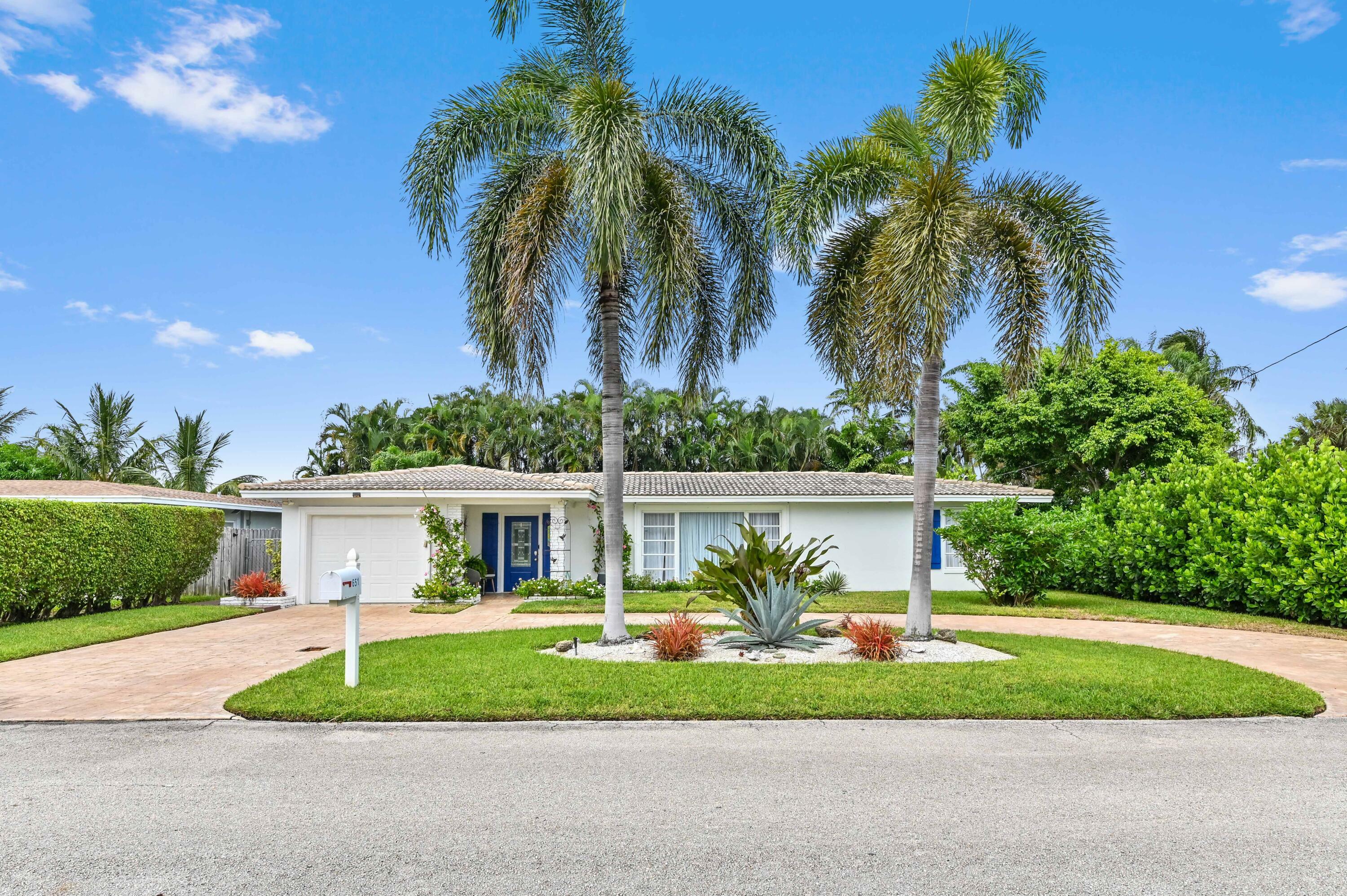 Property Photo:  651 Ocean Inlet Drive  FL 33435 