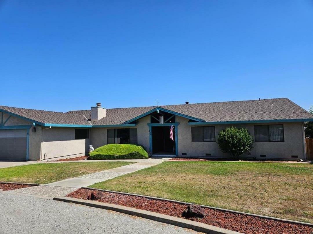 Property Photo:  215 Rays Circle  CA 95023 