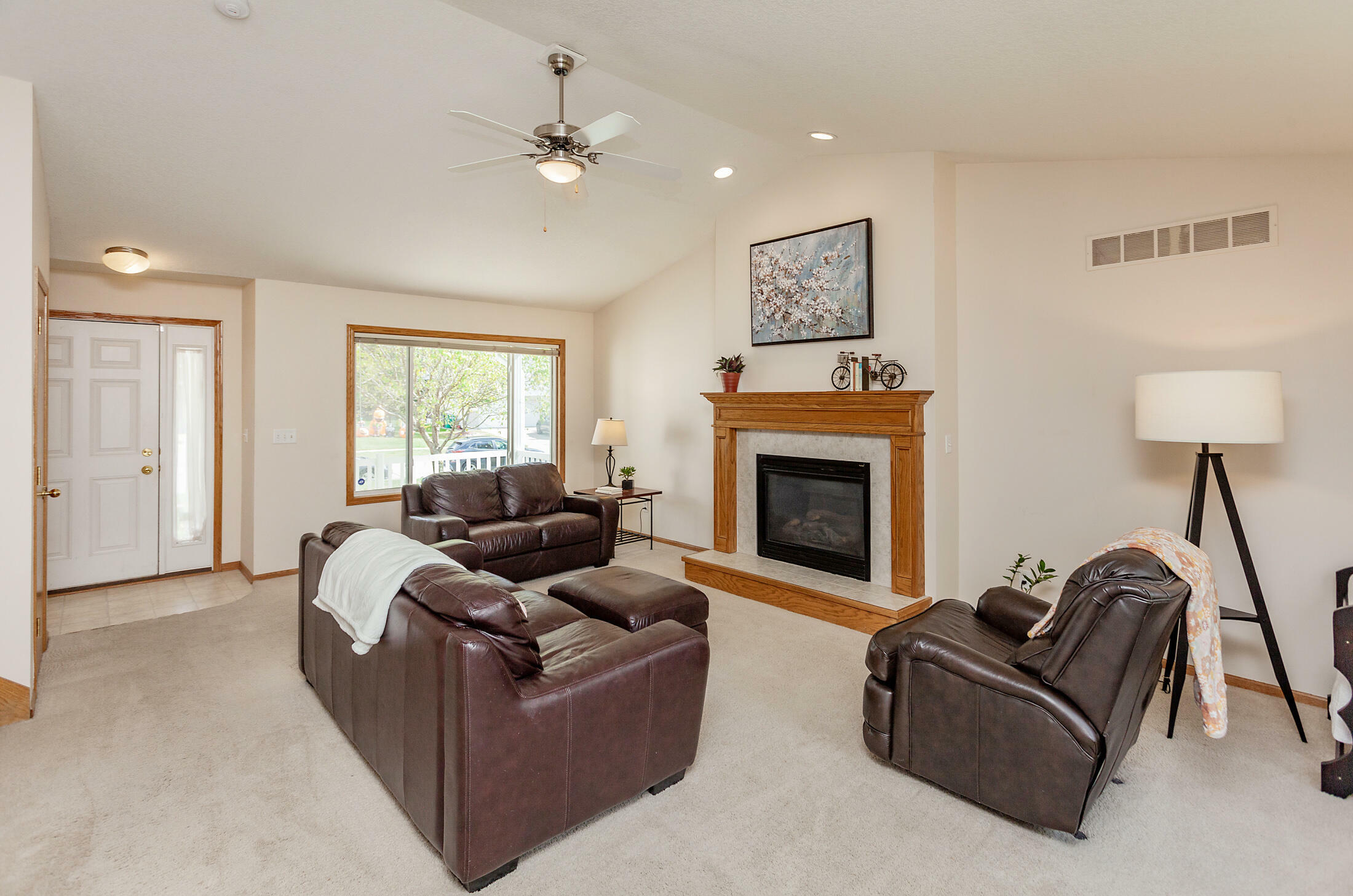 Property Photo:  3110 SE Cherry Blossom Drive  IA 50021 