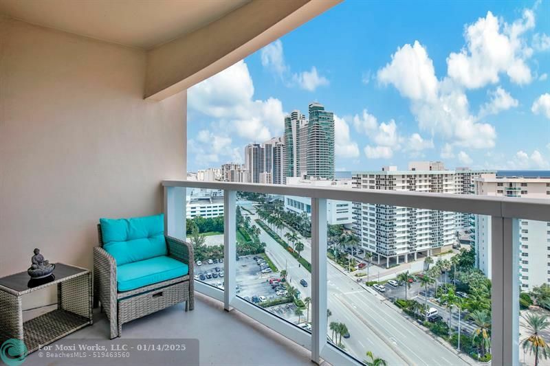 Property Photo:  3800 S Ocean Dr 1814  FL 33019 