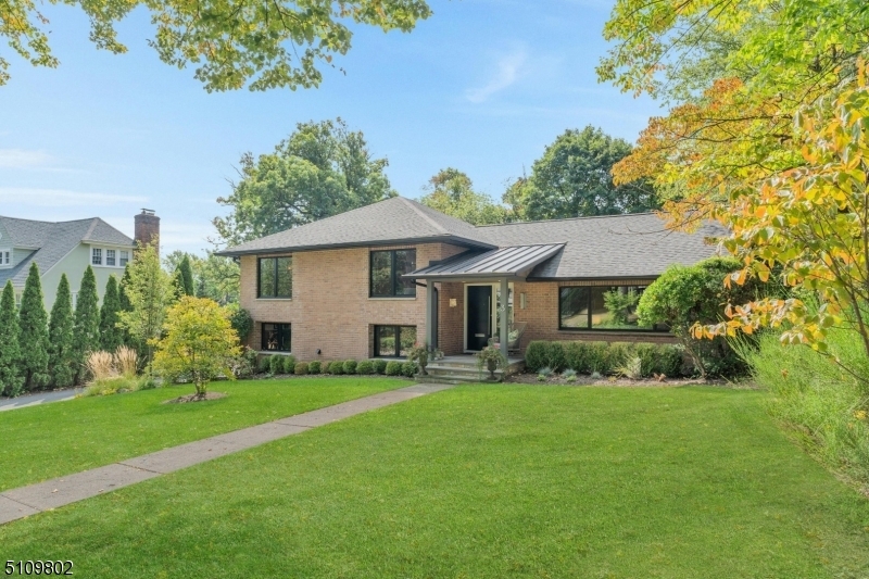 Property Photo: 3 Sutherland Rd NJ 07042