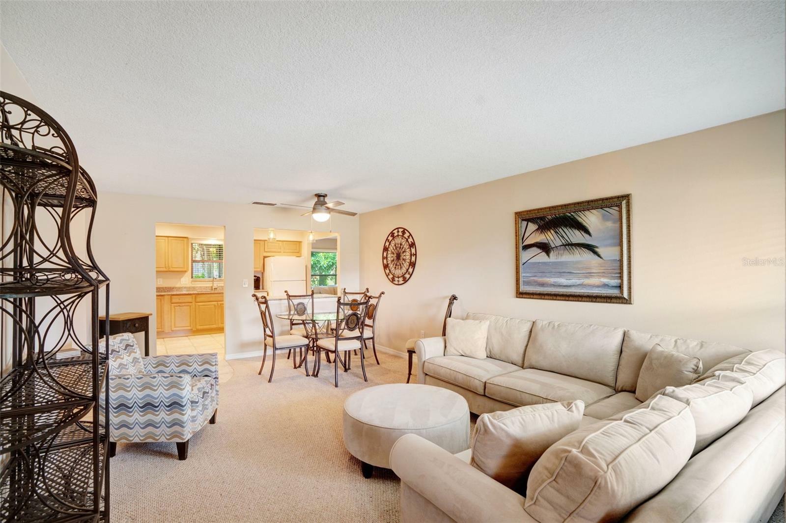 Property Photo:  2961 Captiva Gardens Drive 25  FL 34231 