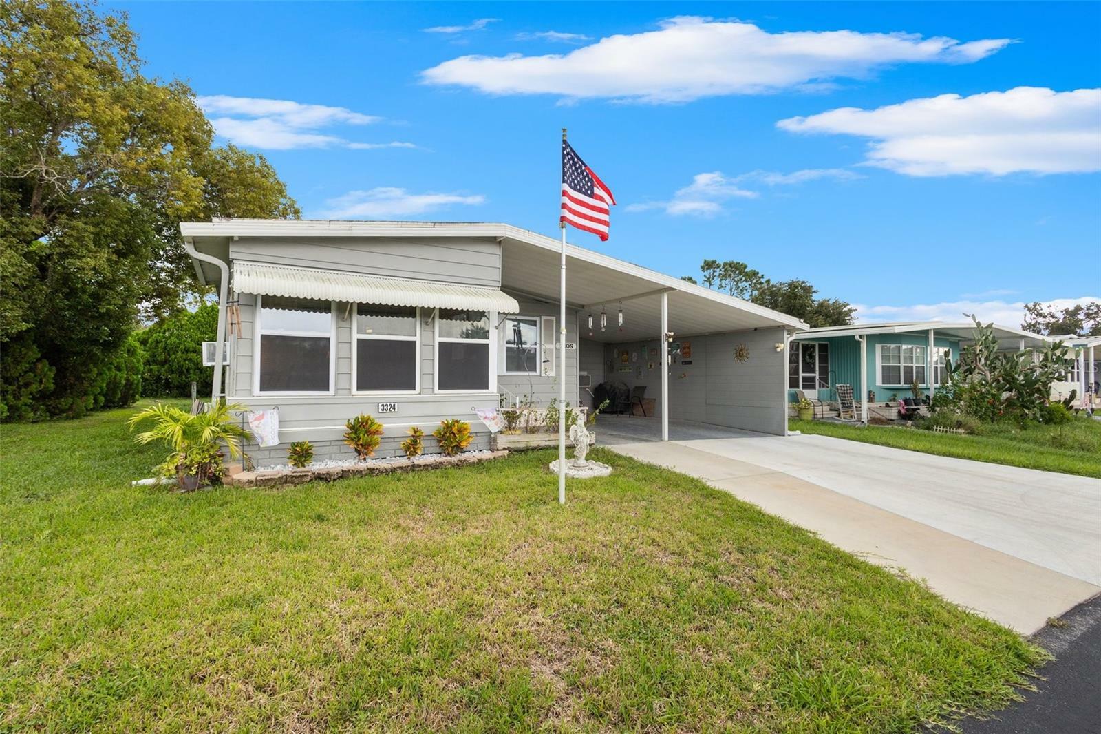 Property Photo:  3324 Carnation Lane  FL 33541 