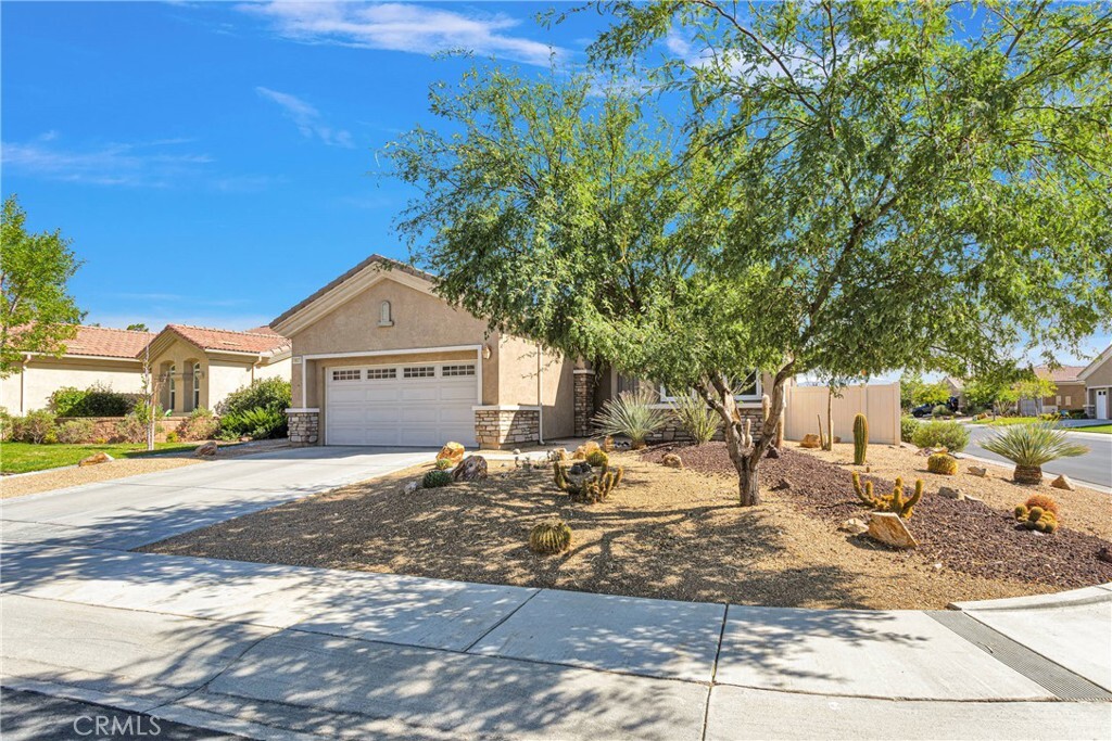Property Photo: 19533 Cherrydale Court CA 92308