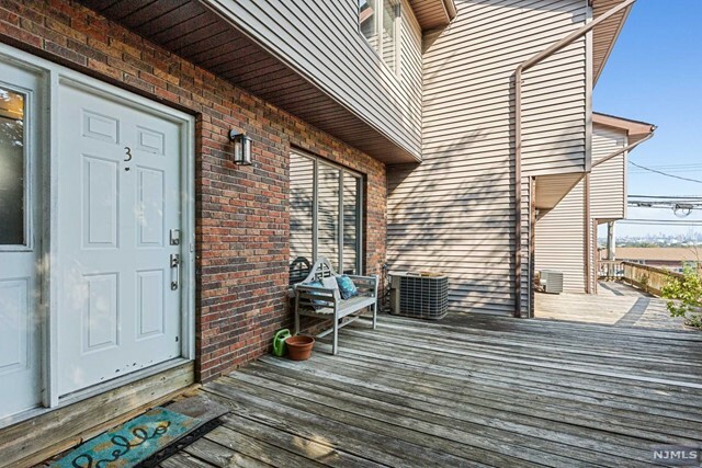 Property Photo:  330 Hackensack Street 3  NJ 07072 