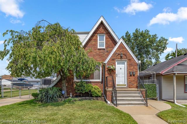 Property Photo: 1374 McLain Avenue MI 48146
