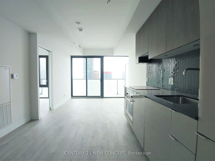 Property Photo: 161 Roehampton Ave 3611 ON M3P 1P9
