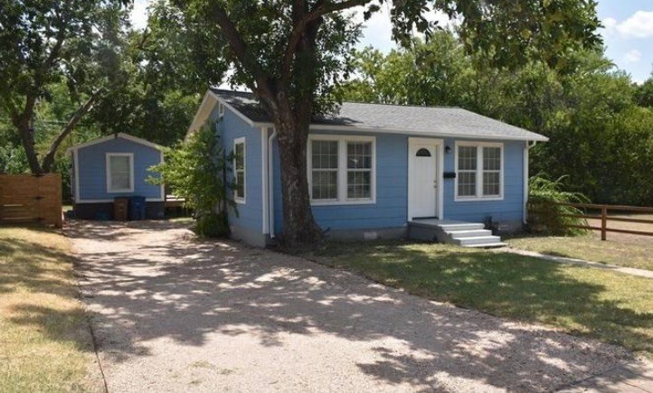 Property Photo:  305 W 55 1/2 Street A  TX 78751 