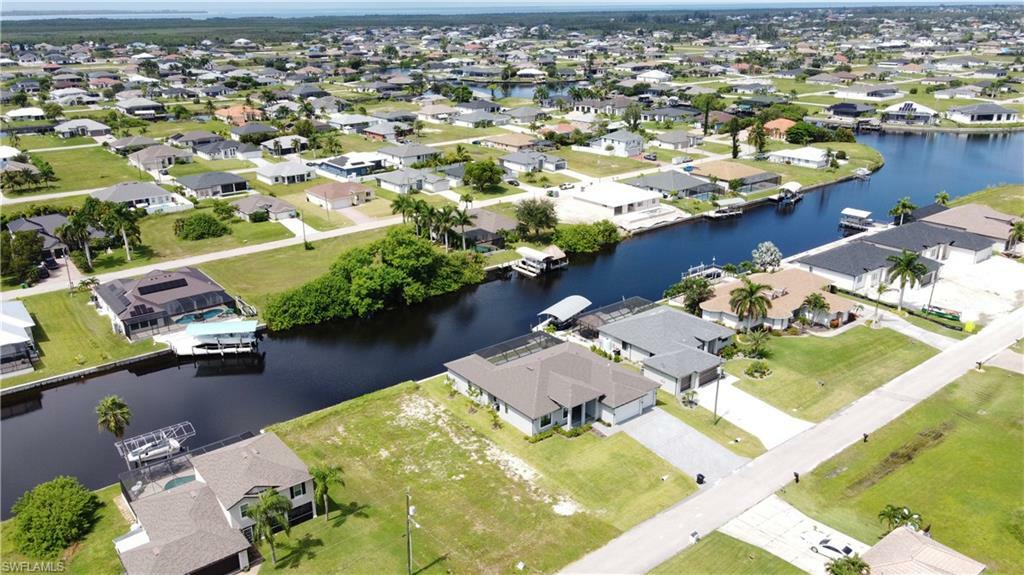 Property Photo:  1206 NW 36th Ave  FL 33993 