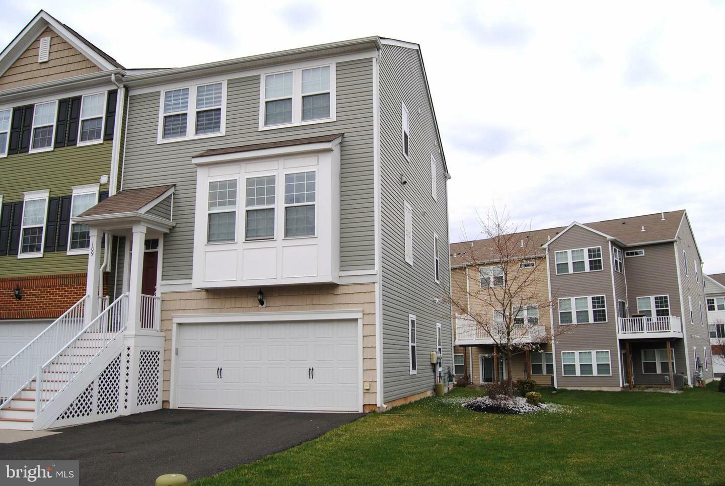 Property Photo:  109 Admiral Lane  PA 18976 