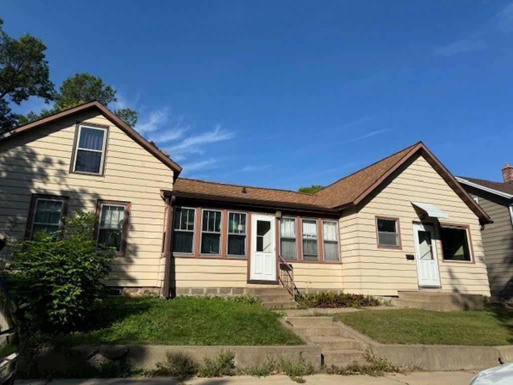 Property Photo:  120 North 6th Avenue  WI 54401 