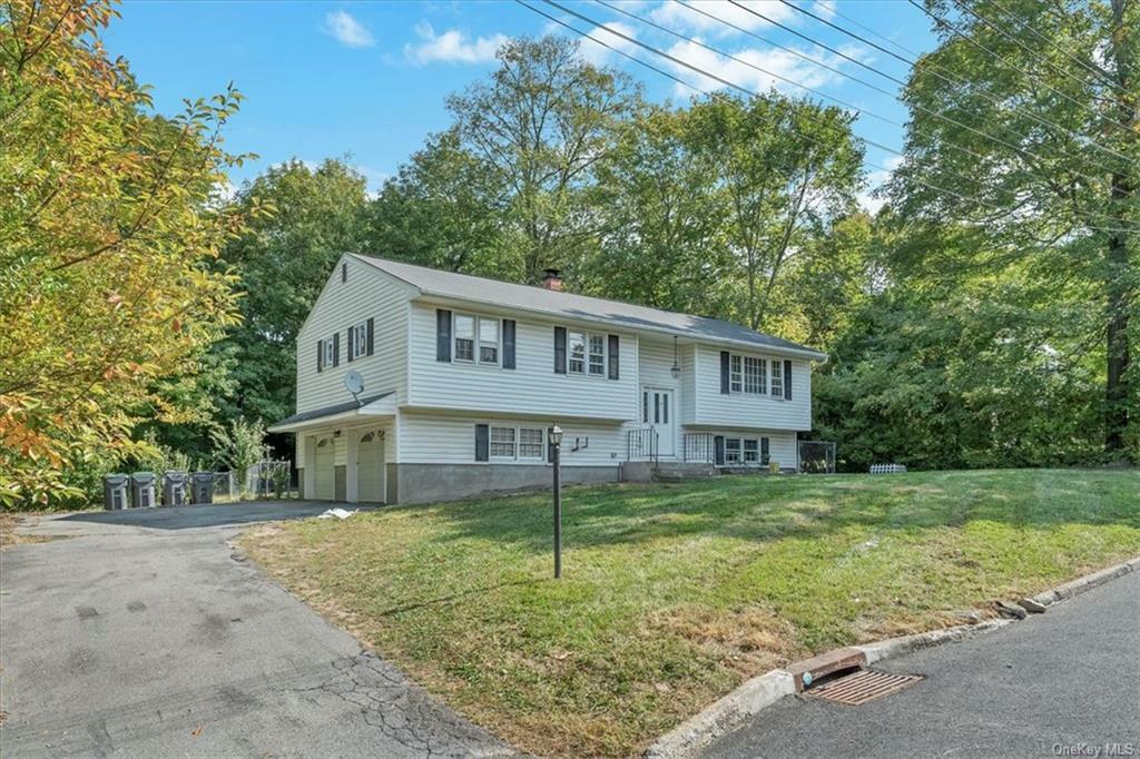 Property Photo:  113 Woodland Road  NY 10930 