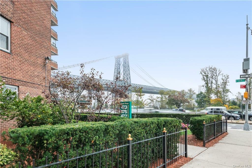 Property Photo:  475 Fdr Drive L804  NY 10002 