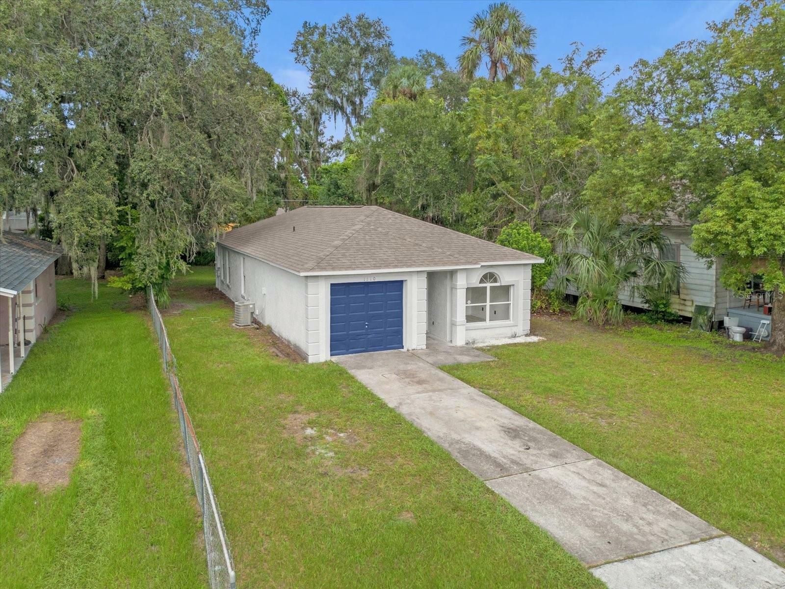 Property Photo:  1110 W 10th Street  FL 32771 