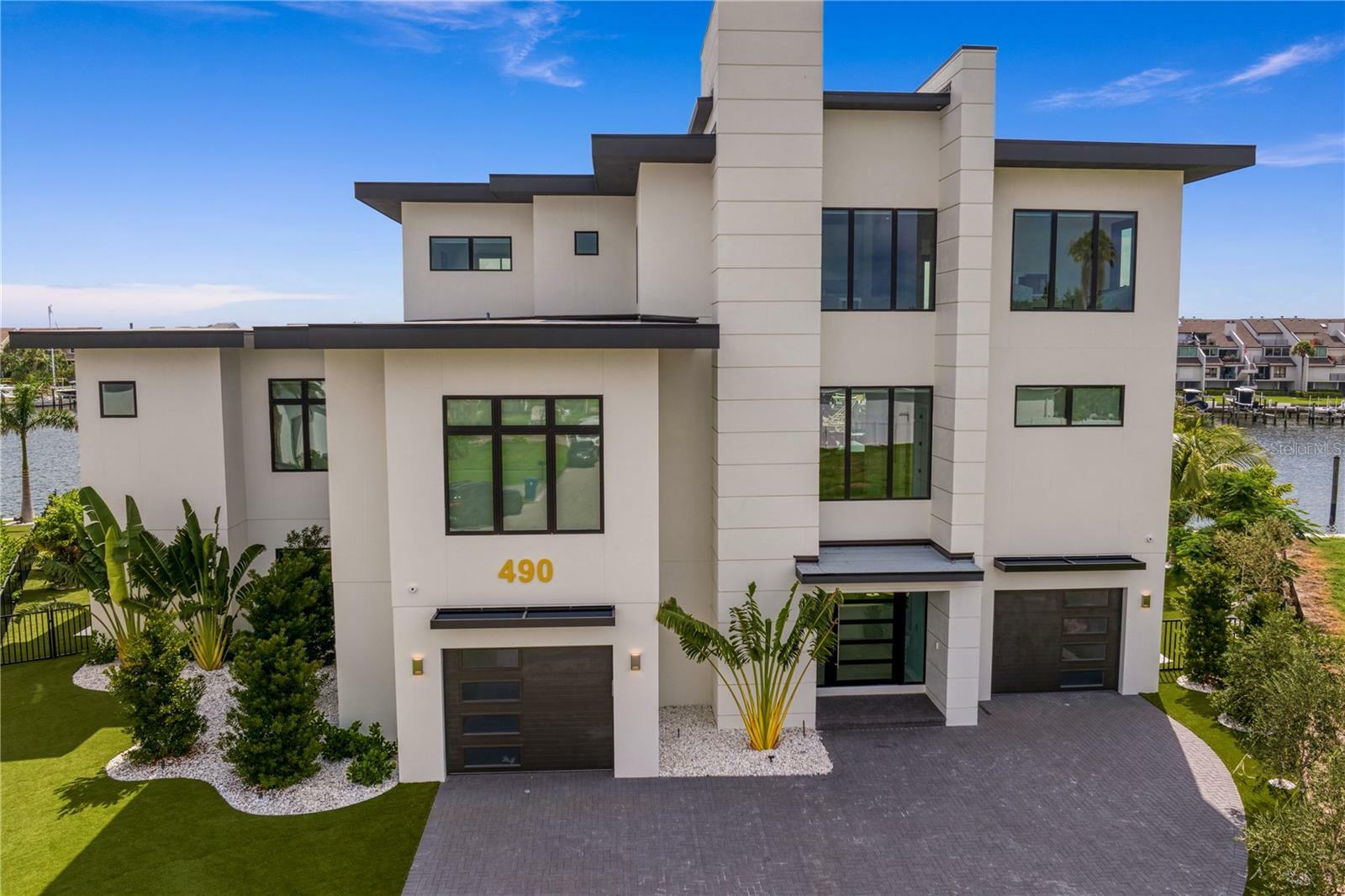 Property Photo: 490 Laguna Drive FL 33715