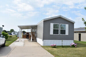 Property Photo:  1304 Wildfield Lane  MI 49412 