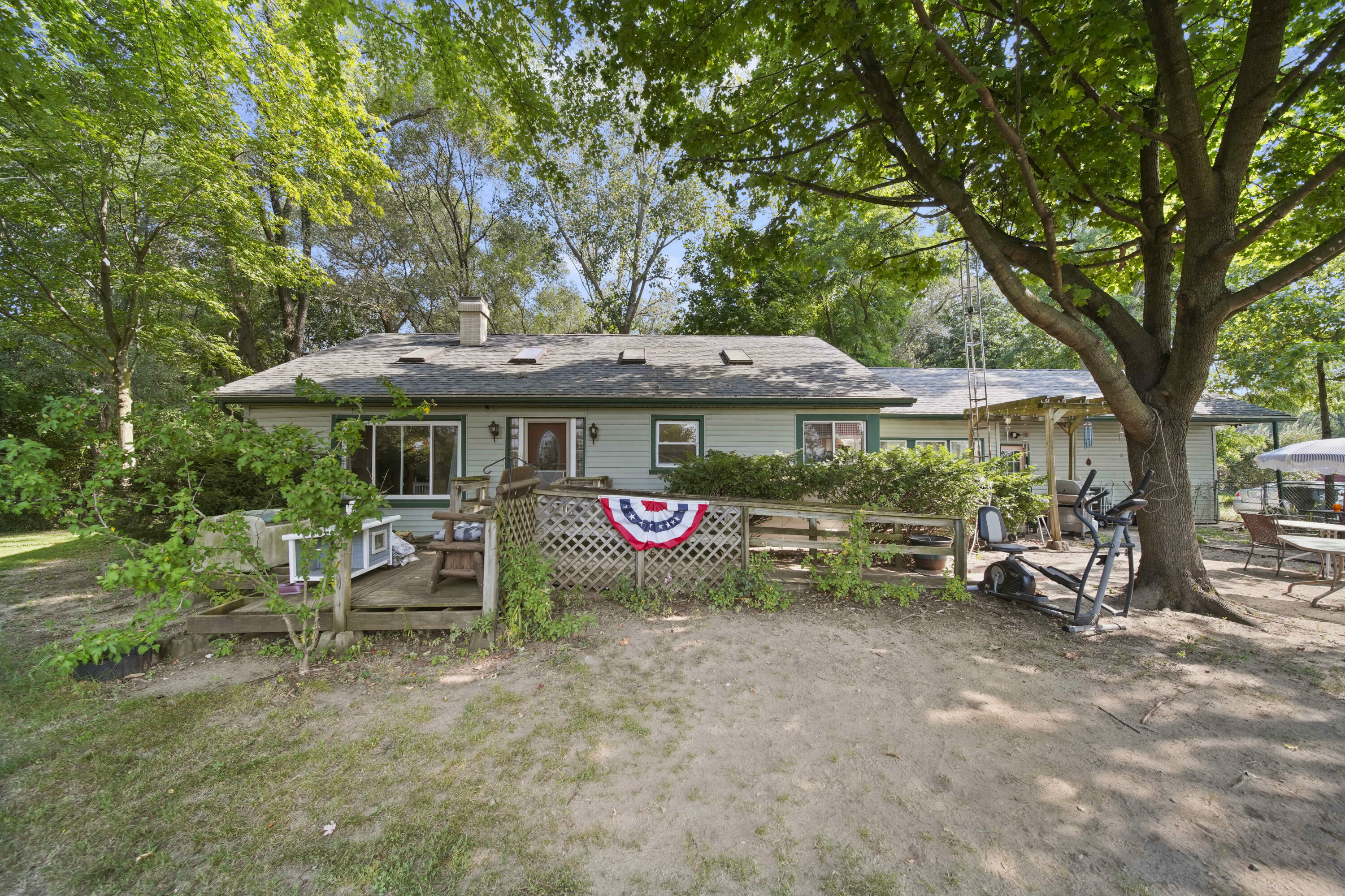 Property Photo:  11131 Resort Road  MI 49272 