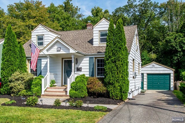 Property Photo:  16 Walnut Street  NJ 07403 