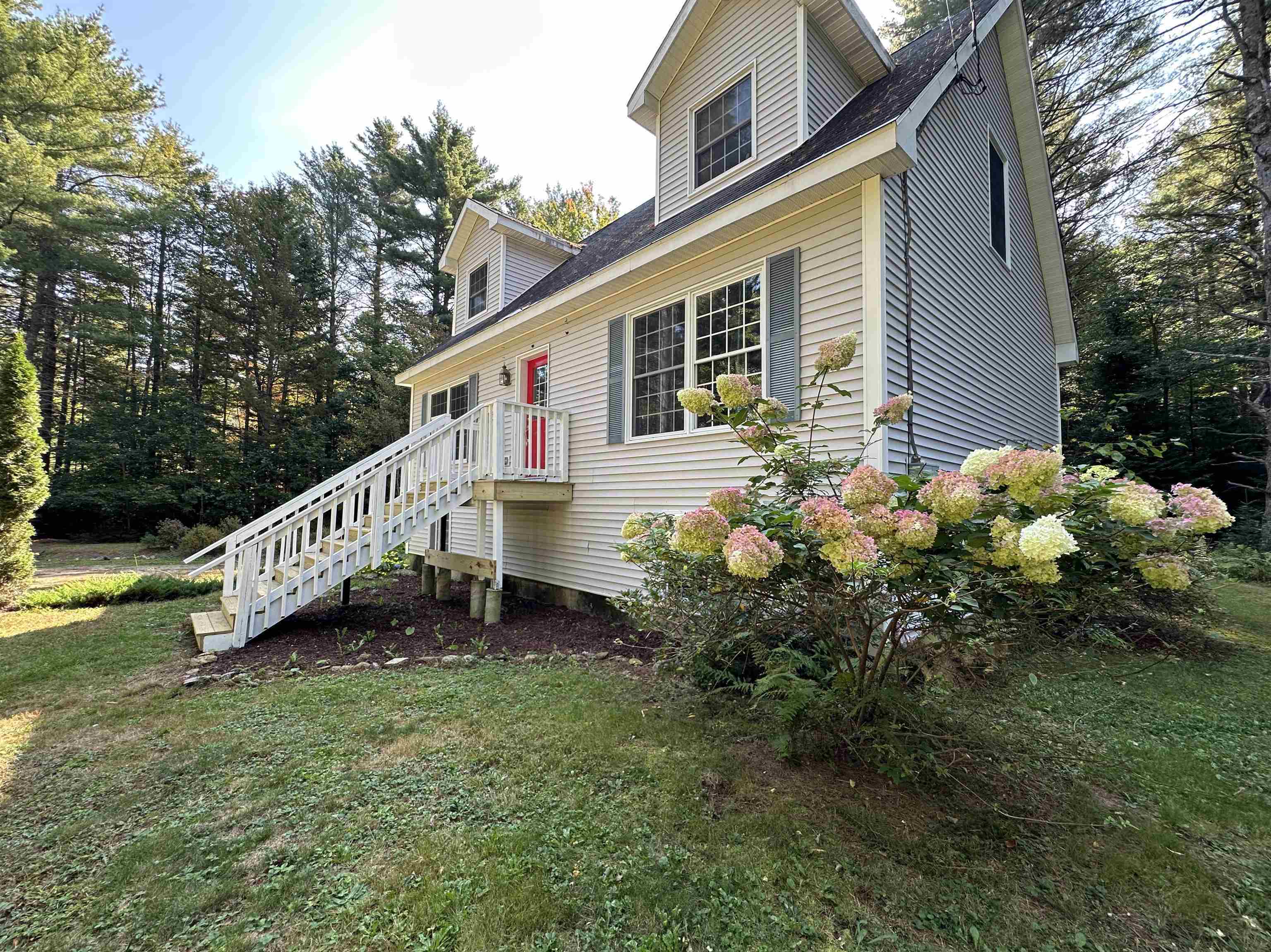 Property Photo:  631 Presidential Drive  NH 03280 