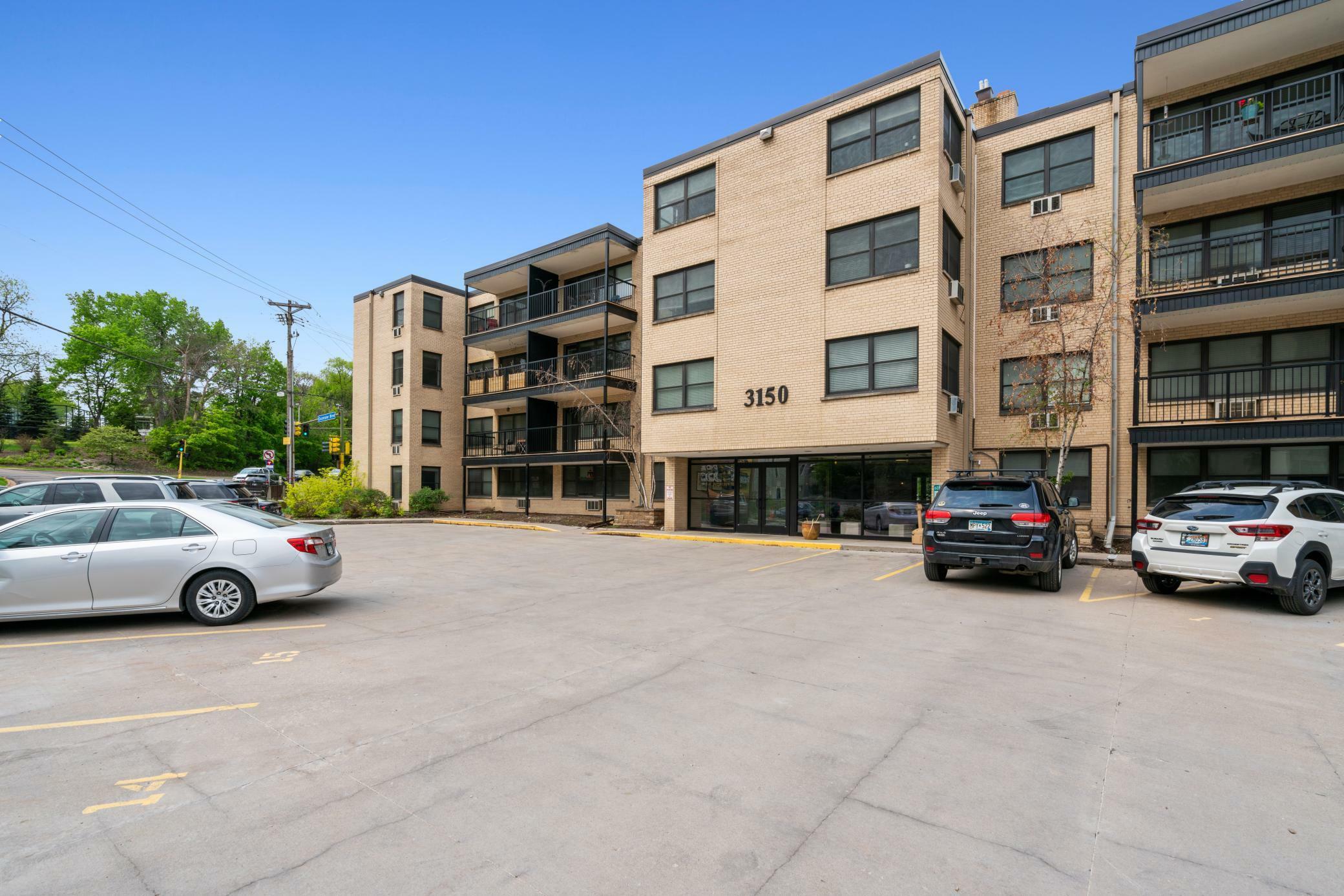 Property Photo:  3150 Excelsior Boulevard 108  MN 55416 