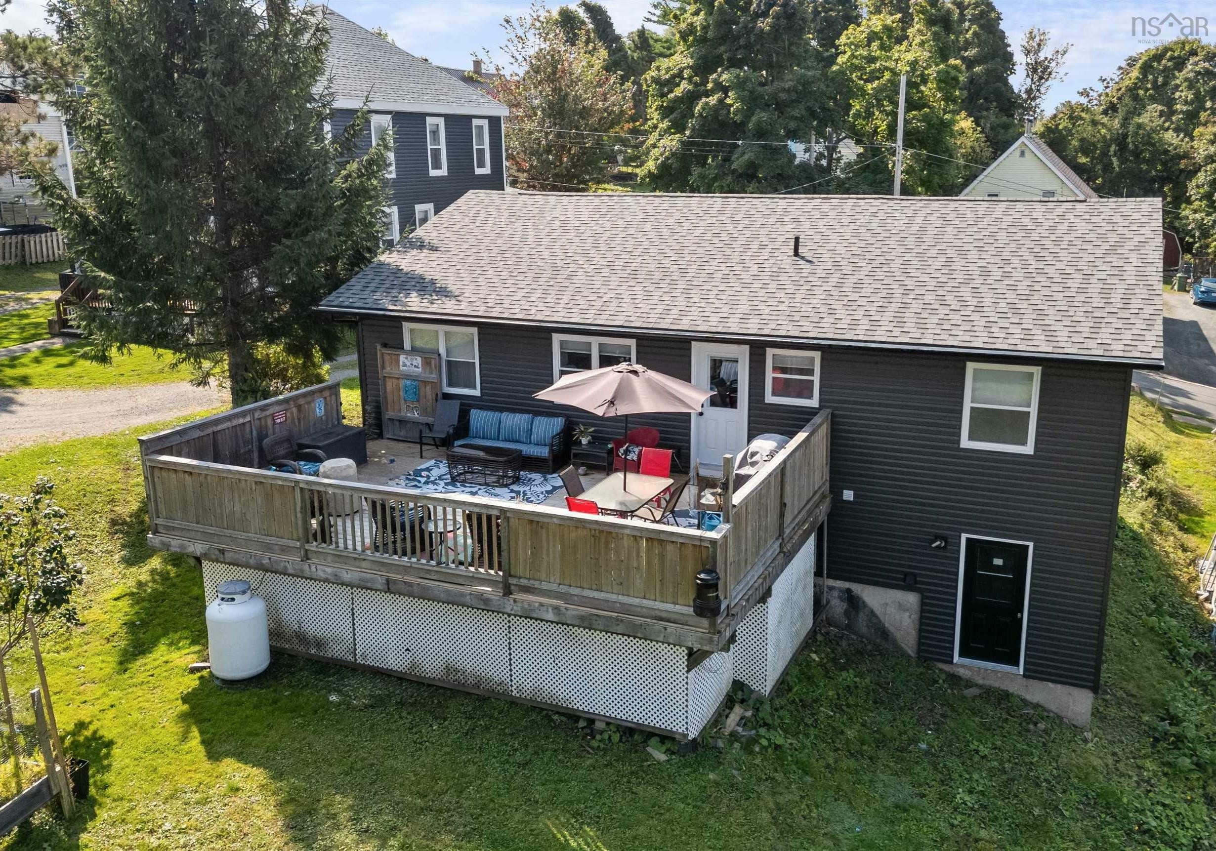 Property Photo:  196 Acadia Street  NS B2H 4G6 