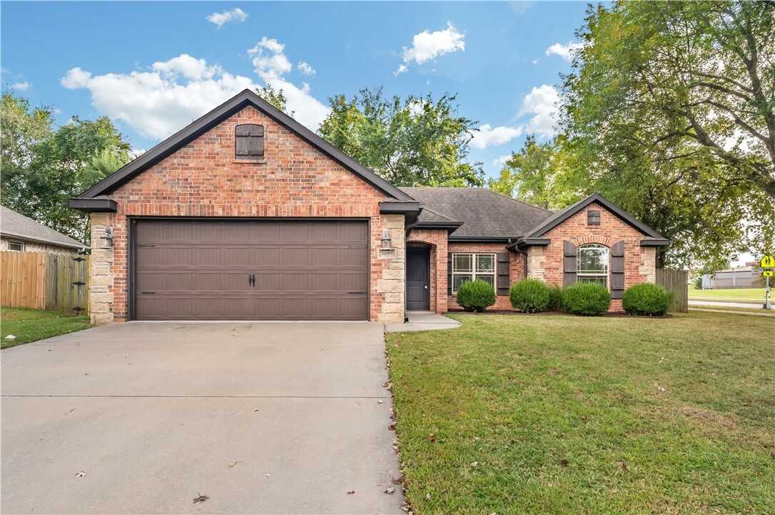 3695 W Clearwood Drive  Fayetteville AR 72704 photo