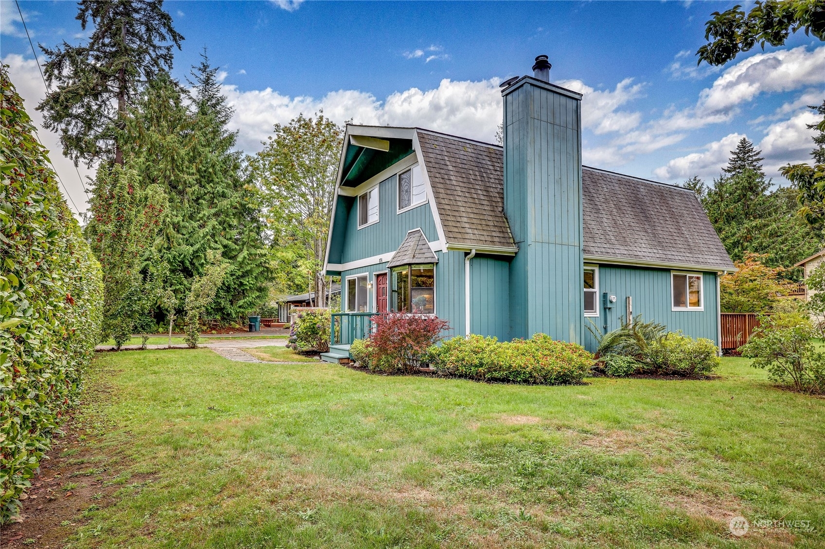 Property Photo:  891 Park Avenue NE  WA 98110 