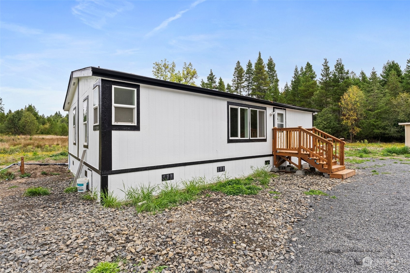 Property Photo:  390 Olyer Road  WA 98591 