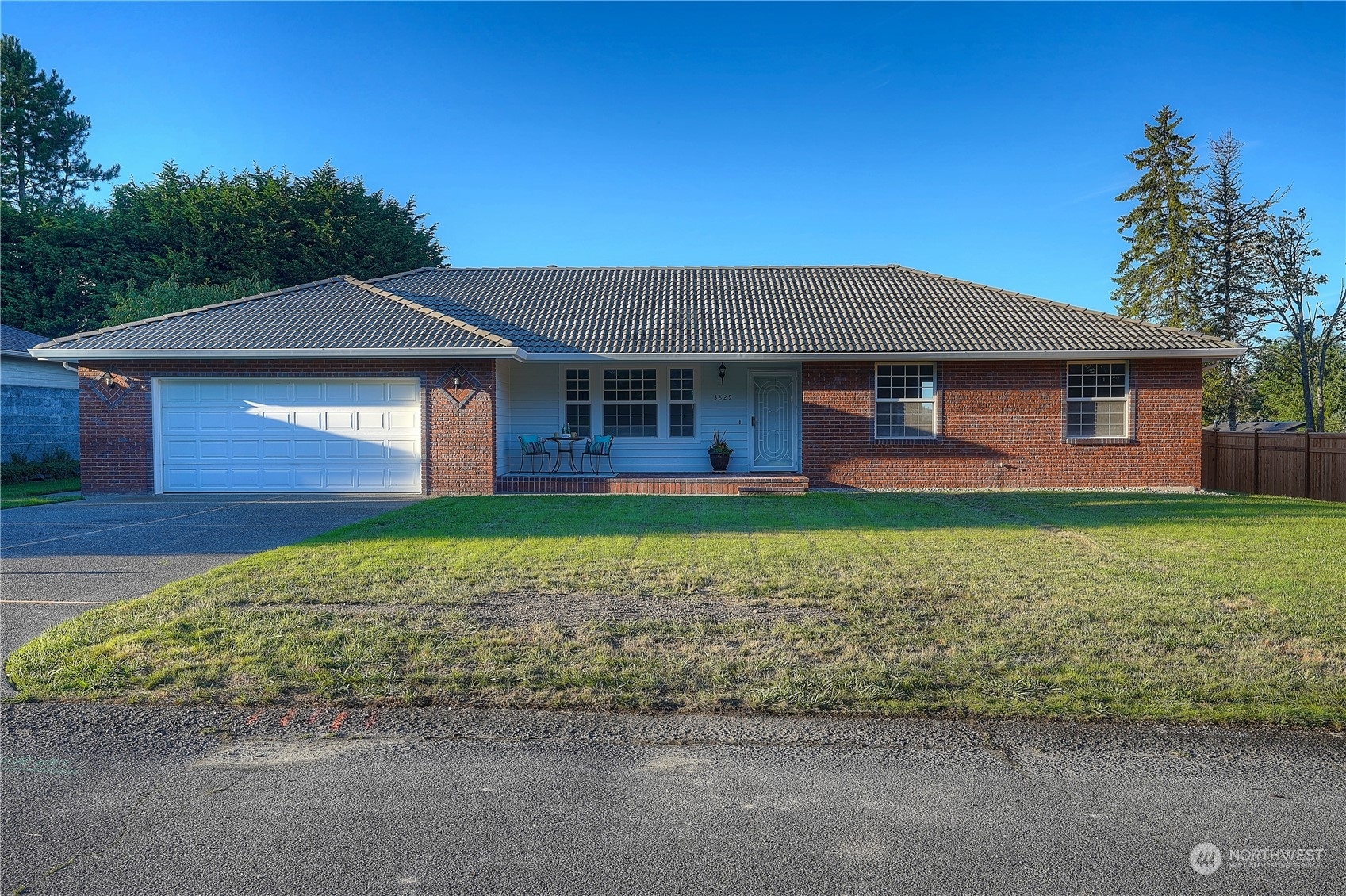 Property Photo:  3829 Regatta Court  WA 98335 