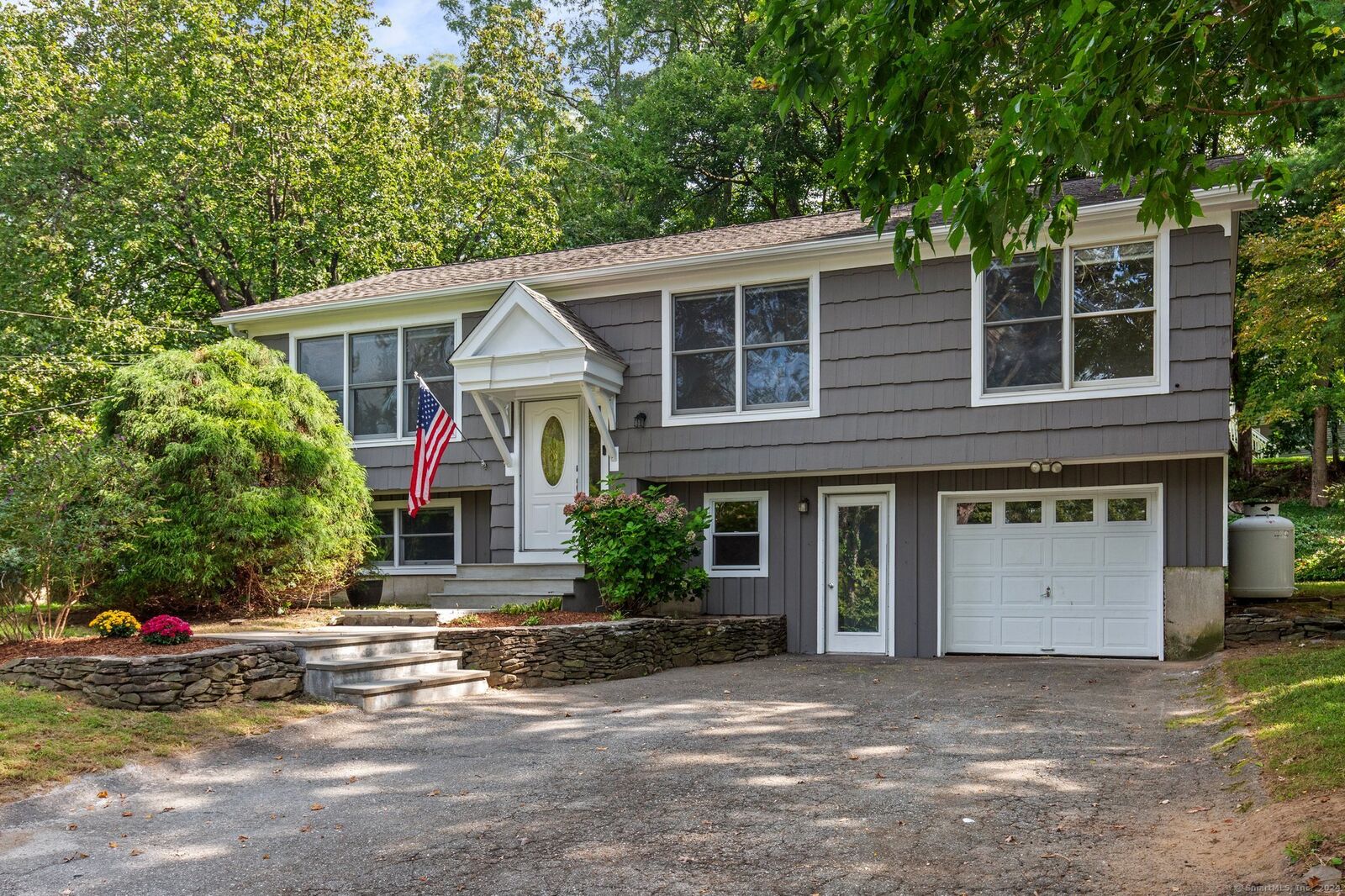 Property Photo:  89 Pumpkin Hill Road  CT 06776 