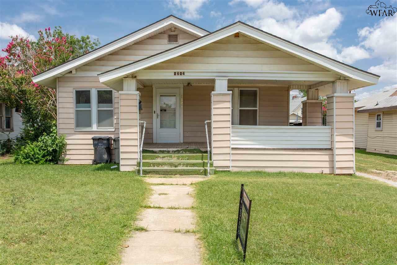 Property Photo:  2404 Roberts Avenue  TX 76301 